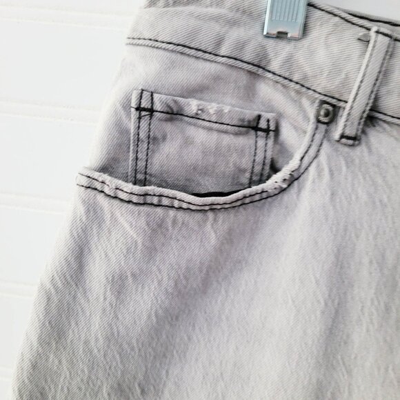 Loft Jeans Light Gray30/10 Curvy Straight Crop Raw Hems Mineral Wash Dyed - Picture 6 of 13